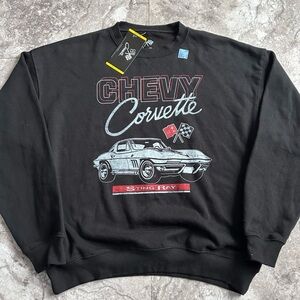 Women’s Chevy Corvette Sting Ray Graphic Crewneck Sweatshirt Medium